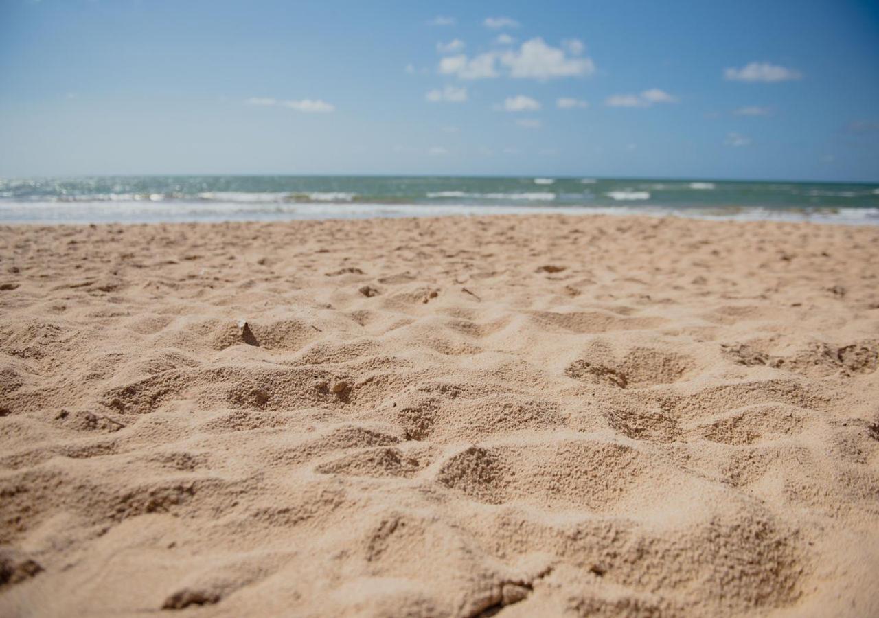 Flat Guarajuba Beira Da Praia Pe Na Areia Exteriör bild