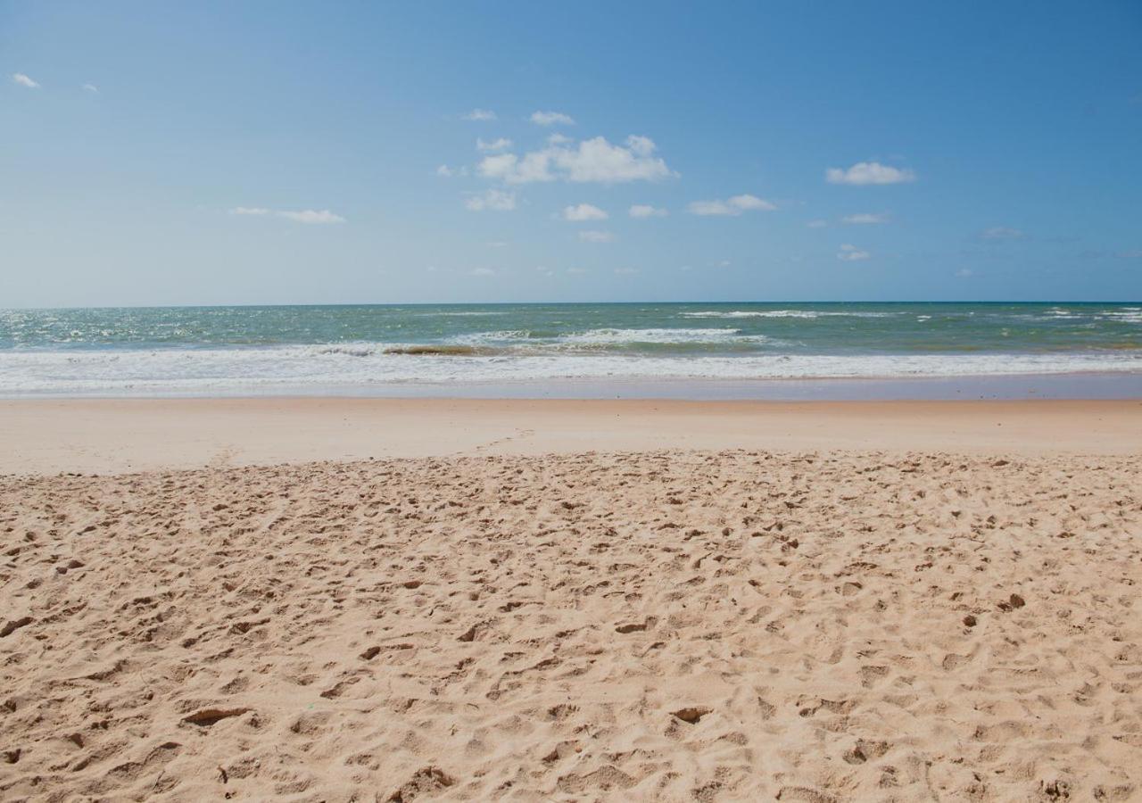 Flat Guarajuba Beira Da Praia Pe Na Areia Exteriör bild