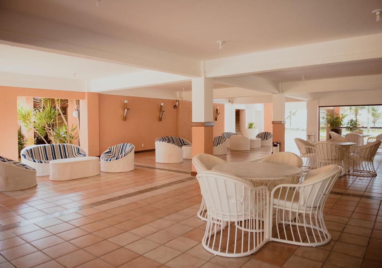 Flat Guarajuba Beira Da Praia Pe Na Areia Exteriör bild
